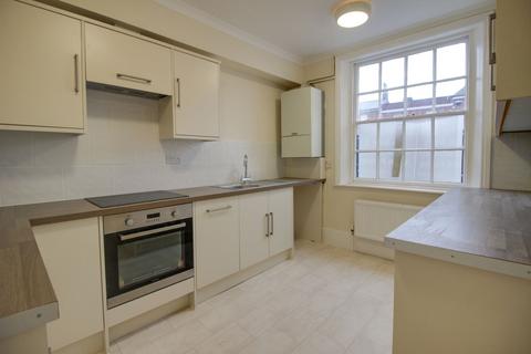 2 bedroom apartment to rent, High Street, Marlborough, SN8