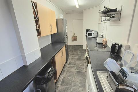 1 bedroom apartment to rent, Waverley Grove, Southsea