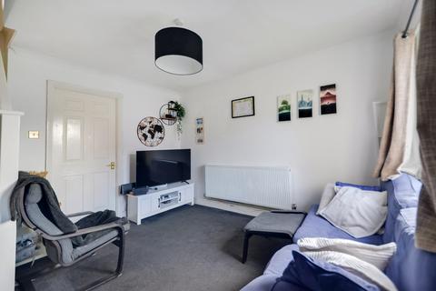 2 bedroom house for sale, at 8 Highfields Court, Westoning, Westoning MK45