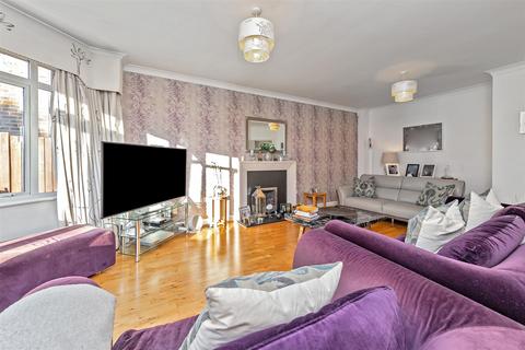 undefined, Hilltop Walk, Harpenden