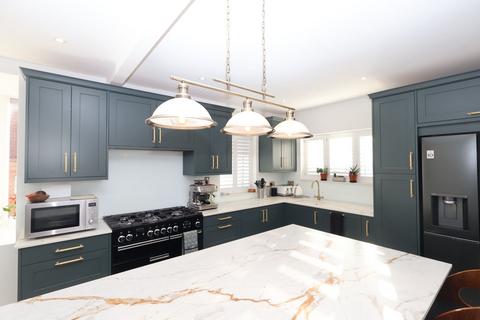 5 bedroom detached house for sale, Granby Road, Stretford, M32