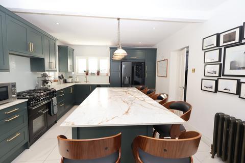 5 bedroom detached house for sale, Granby Road, Stretford, M32