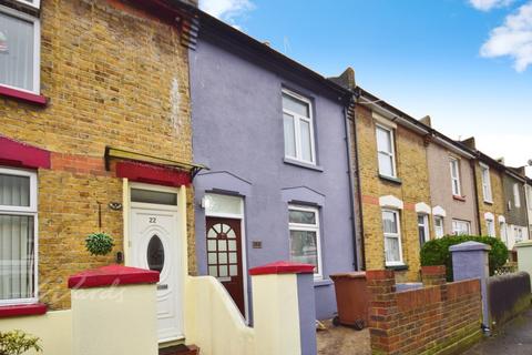 3 bedroom terraced house to rent, Frederick Road Gillingham ME7
