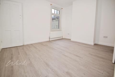 3 bedroom terraced house to rent, Frederick Road Gillingham ME7