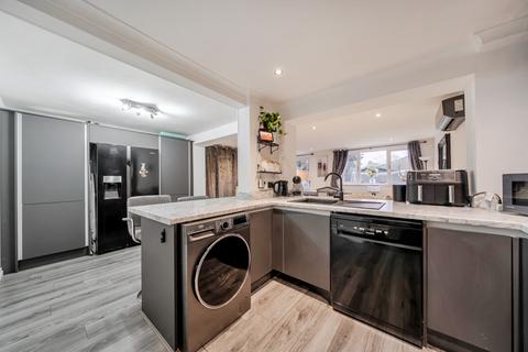 3 bedroom terraced house for sale, Slade Road, Ottershaw, KT16