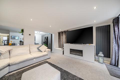 3 bedroom terraced house for sale, Slade Road, Ottershaw, KT16