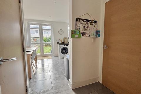 3 bedroom end of terrace house for sale, Adams Close, Poole BH15