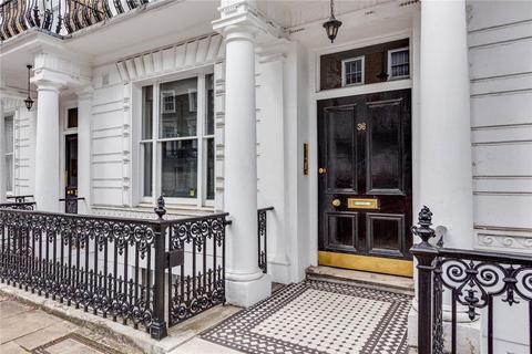 3 bedroom flat to rent, Orsett Terrace, London W2