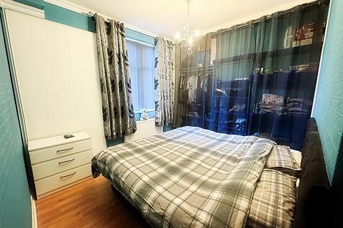 2 bedroom flat for sale, Laurel Street, Wallsend
