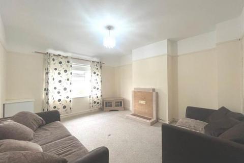 1 bedroom flat to rent, Flamstead Road, Becontree, RM9 4JJ