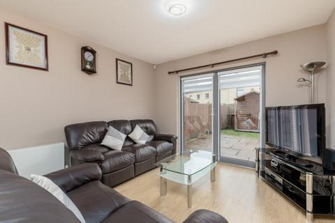 3 bedroom terraced house for sale, 14 Cakemuir Grove, Niddrie, EH16 4FN