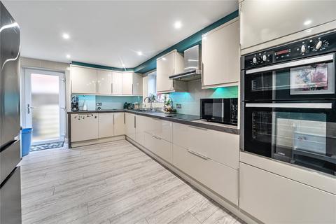 3 bedroom semi-detached house for sale, Rectory Road, Hampshire RG27
