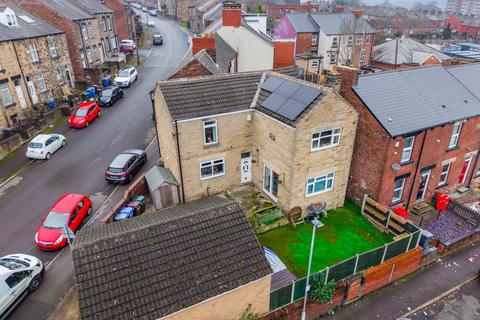 4 bedroom end of terrace house for sale, Beech Street, Barnsley S70