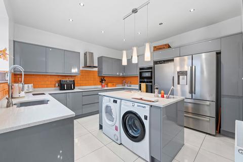4 bedroom end of terrace house for sale, Beech Street, Barnsley S70