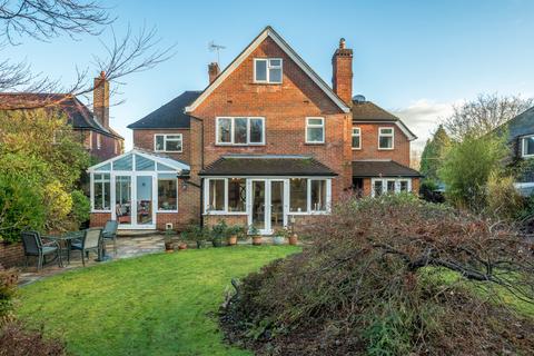 undefined, Pine View Close, Haslemere, Surrey, GU27