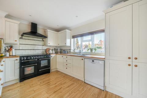undefined, Pine View Close, Haslemere, Surrey, GU27