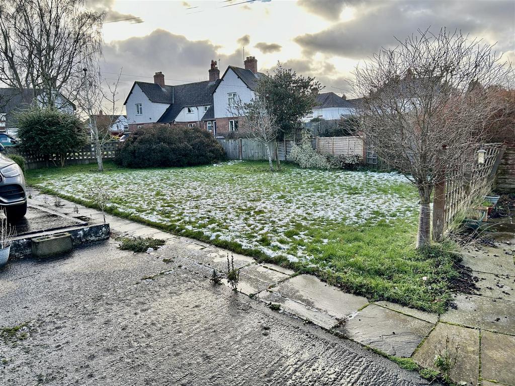 Garden.JPG