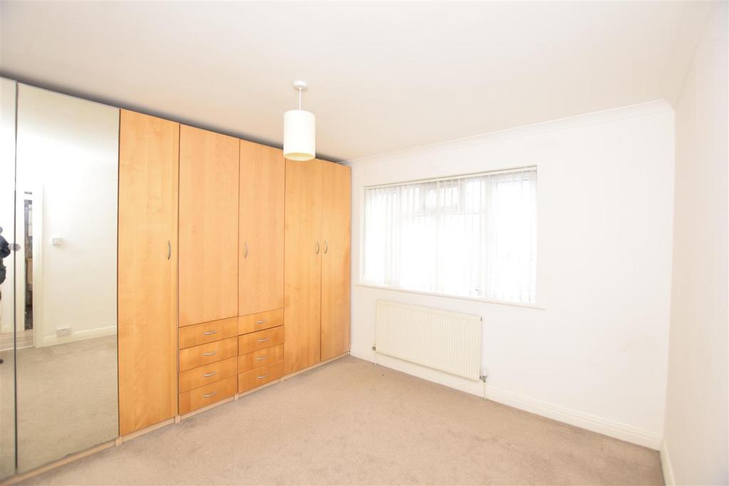 Bedroom 1 copy.jpg