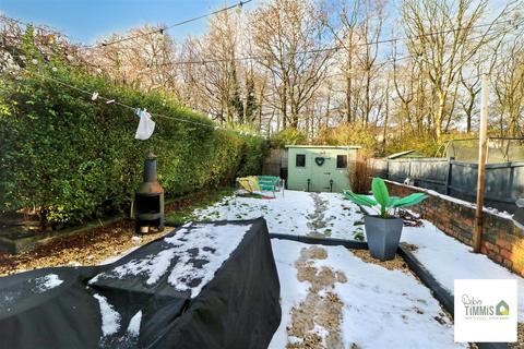 3 bedroom semi-detached house for sale, Victoria Park Road, Tunstall, Stoke-On-Trent