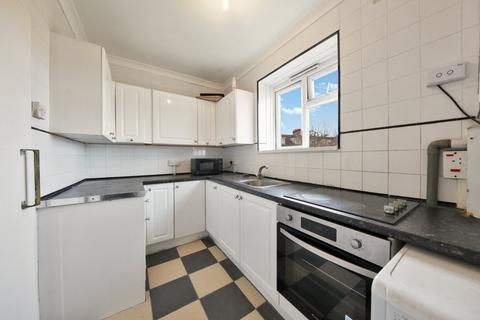 4 bedroom flat for sale, Beckford Road, Croydon, CR0