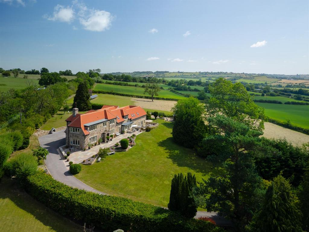 House &amp; its Setting
