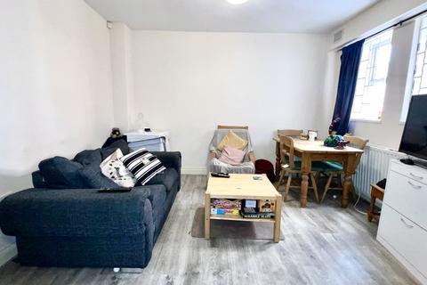 2 bedroom flat to rent, Byron Street, Newcastle Upon Tyne NE2