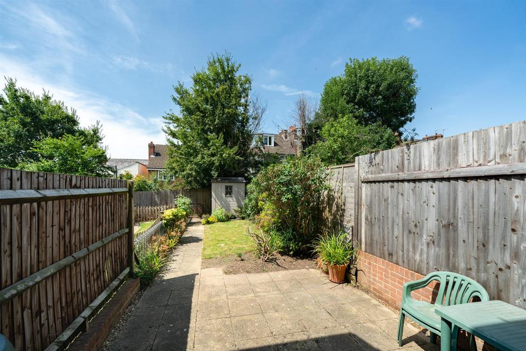 15-Thorne-Close-6890.jpg