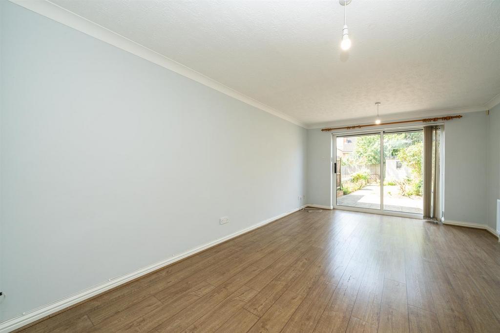 15-Thorne-Close-6868.jpg