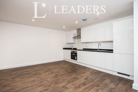 2 bedroom flat to rent, High Street, TN9