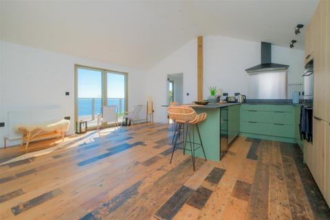 undefined, Torpoint PL11