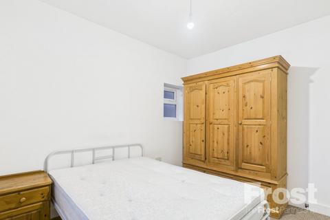 undefined, Staines Road, Feltham, TW14