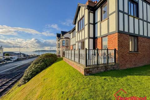 2 bedroom apartment for sale, 1 Douglas Bay Apartments, King Edward Close, Onchan