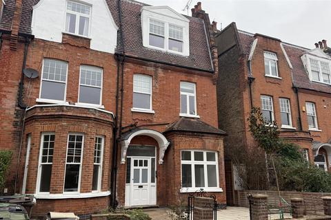 3 bedroom flat to rent, Aberdare Gardens, South Hampstead NW6