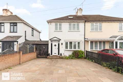 2 bedroom semi-detached house for sale, Nazeing Road, Waltham Abbey, EN9