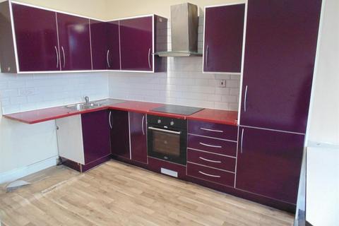 1 bedroom flat to rent, 11 Commercial St, Batley, WF17 5HJ