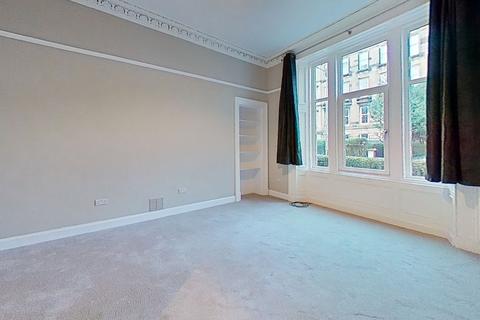 2 bedroom flat to rent, Queen Mary Avenue, Glasgow, G42