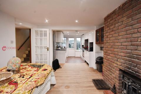 4 bedroom terraced house for sale, La Belle Alliance Square, Ramsgate