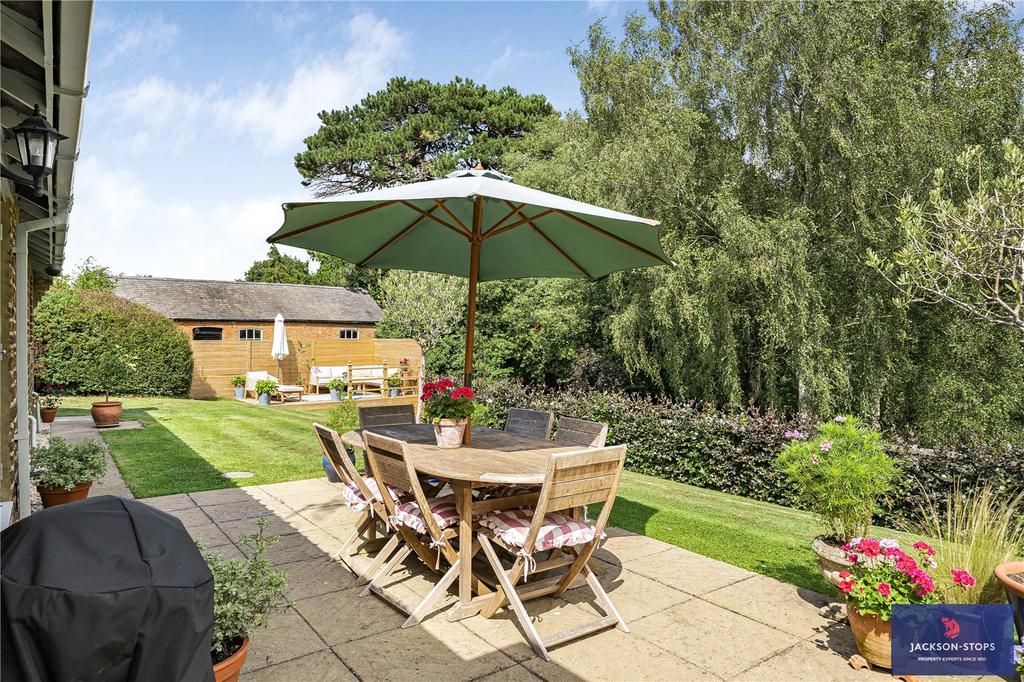 Dining Terrace