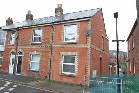 2 bedroom end of terrace house for sale, Caesars Road, Newport,