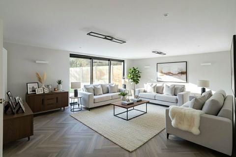 undefined, Penlan, Kingfield Green, Woking, Surrey, GU22