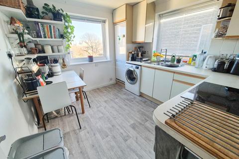 2 bedroom flat for sale, Regis Court, Bognor Regis
