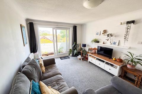 2 bedroom flat for sale, Regis Court, Bognor Regis