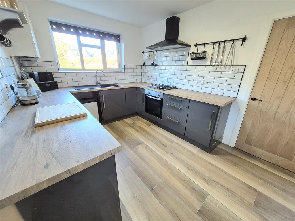 Fitted Kitchen