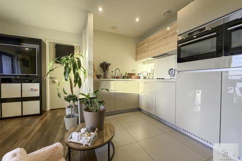 1 bedroom flat for sale, Williams Way, Wembley HA0