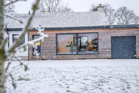 3 bedroom detached house for sale, Fraser Avenue, Wolfhill, Perth