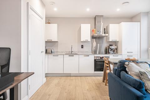 1 bedroom flat for sale, Imperial House, Epsom KT17