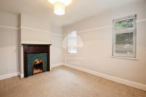 3 bedroom bungalow to rent, Langley Park Road, Iver SL0