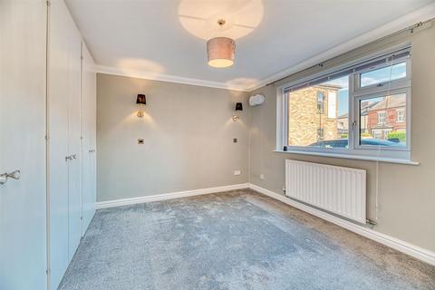 undefined, London Road, Stockton Heath, WA4