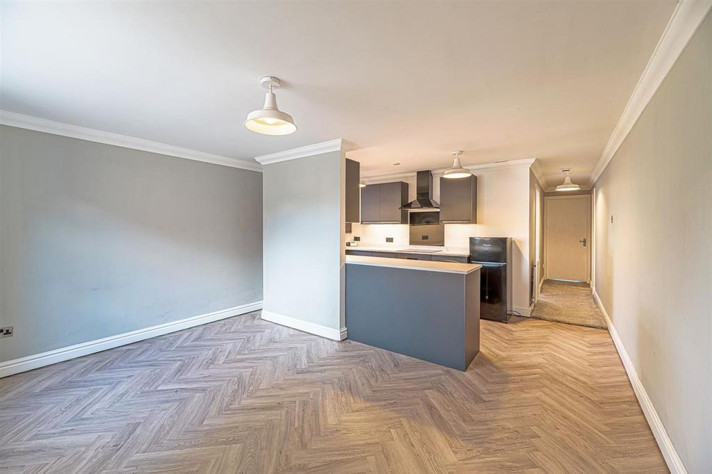 Lounge/Kitchen