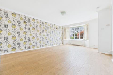 3 bedroom end of terrace house for sale, Brierley Gardens, Lancing, BN15 9EF